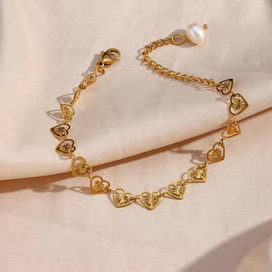 Hollow Out Heart Chain Bracelet