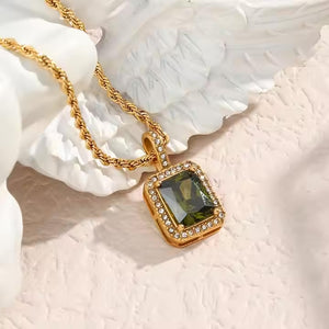 Luxury Colorful Heart Pendant Necklace